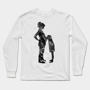 Pregnant mom with daughter Long Sleeve T-Shirt